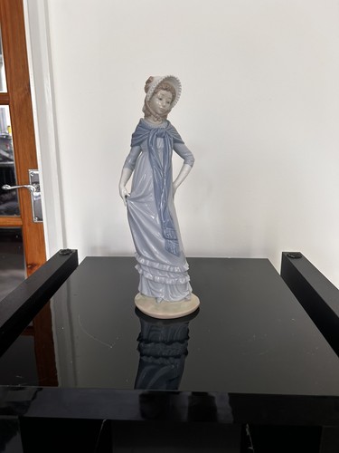 Tall nao genteel lady - tall, by