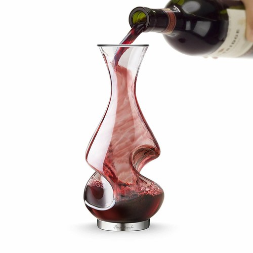 Red wine decanter - wine, conundrum
