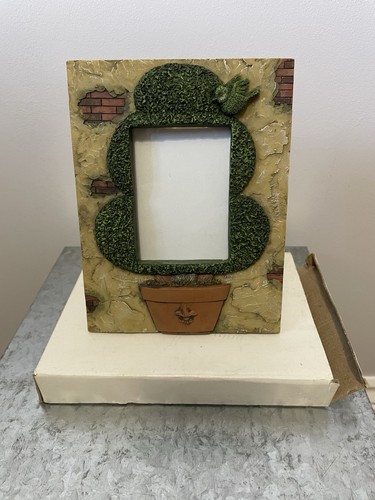 Ceramic topiary - 3d,