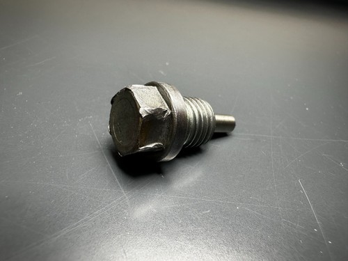 Oil drain screw with - oil,