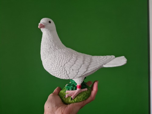 White dove pigeon resin - white,