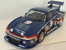CAROUSEL 1 1:18 PORSCHE 935