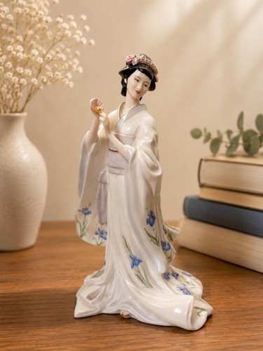 Very rare coalport - very, pearl