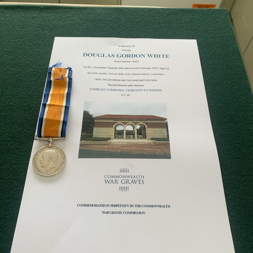 Ww1 silver war medal - war, white-
