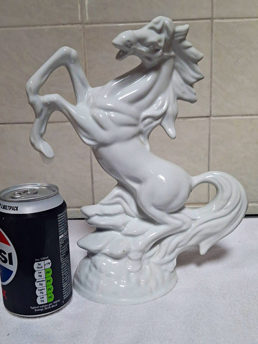 White horse figurine ceramic - white,