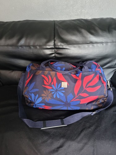 Tripp navy floral - navy, holdall