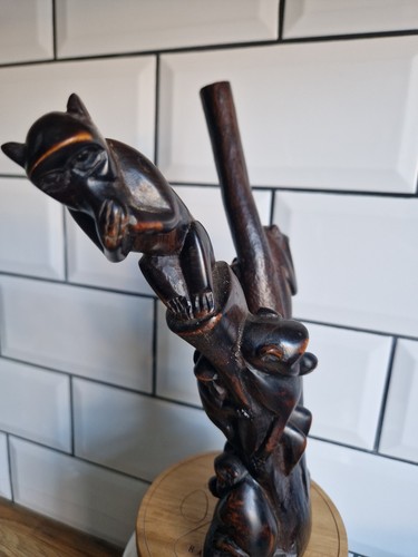 Hand carved three wise - hand,