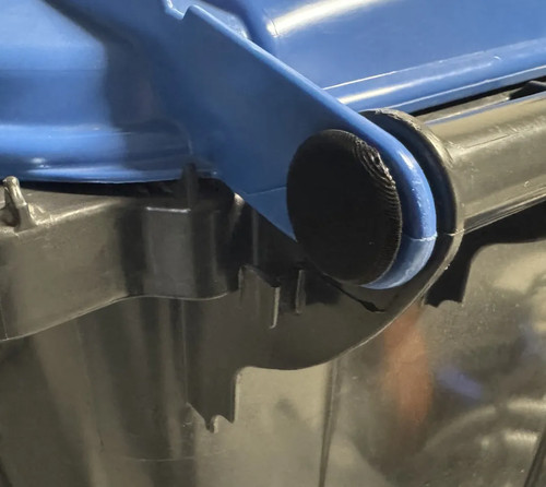 Wheelie bin lid hinge - lid,