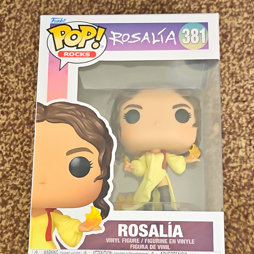 Funko pop rocks - pop!, rosalía