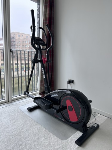 Reebok gx40s cross trainer - reebok,