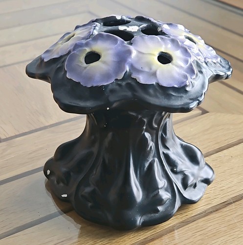 Vintage petunia ceramic posy - vintage,