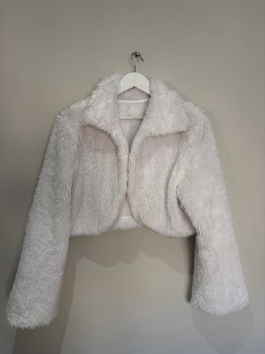 White faux fur cropped - white,