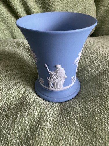 Wedgwood blue jasperware - wedgwood,