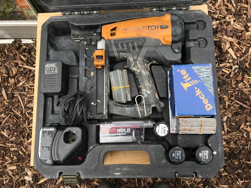 Bostitch guage gas nailer - 16,