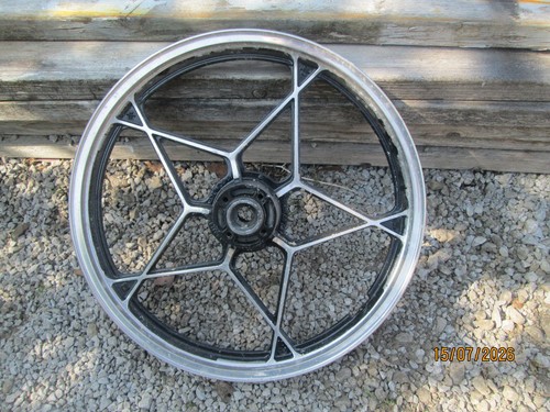 Suzuki gt250 front wheel - front, wheel.