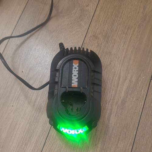 Worx battery charger wa3846 - ,