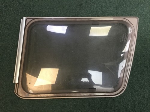 Caravan lunar quaser window - quaser,