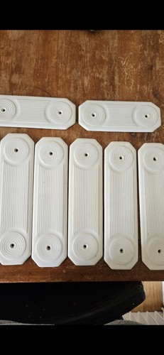 Reeded finger door push - x,