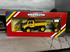 Britains Autoway Mercedes Unimog Snow Plough And Gritter  Model 1/32 Scale