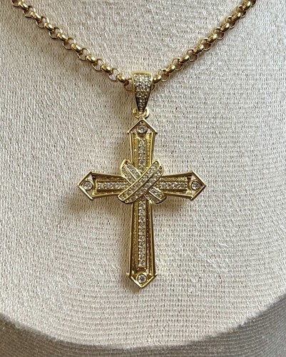 9ct gold crucifix - 9ct,