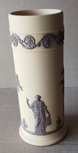 Wedgwood yellow brown jasper - &,