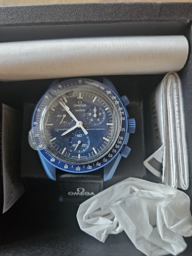 Omega swatch moonswatch - omega,