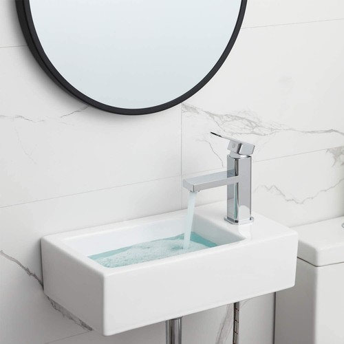 Tiny bathroom sink white - sink,