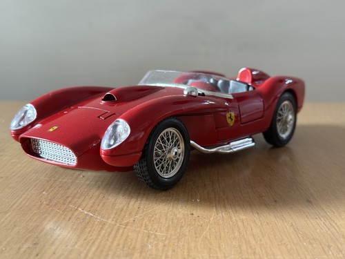 Bburago diecast model - 1:18,