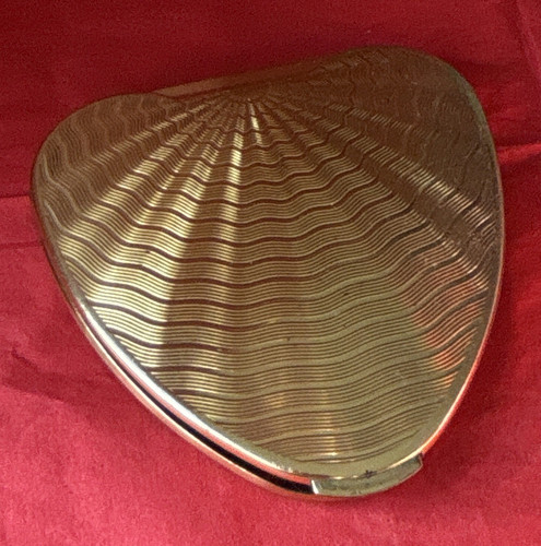Kigu heart shaped metal - heart,