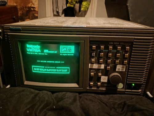 Tektronix vm700a video - vm700a,
