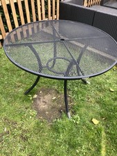 Black Metal Round Garden Table