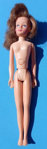 Vintage 1975 silky doll 10 - 1975, 10"
