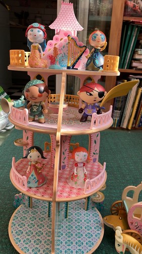 Figurines castle - figurines, x