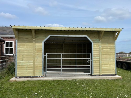 Large field shelter x18 - large,