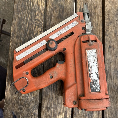 Paslode nail gun - nail, fix