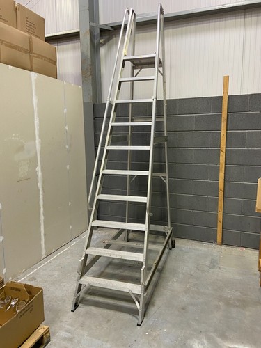 Warehouse ladders 05m 10 - 3.05m,