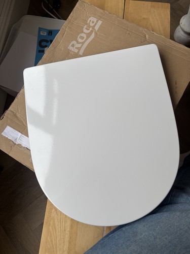 Roca ona toilet seat - toilet,