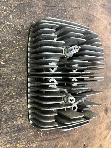 Suzuki t10 250 - cylinder, heads