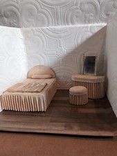 Dolls House 1/12th Vintage