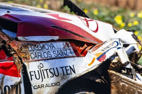 Carlos sainz and luis moya - carlos,