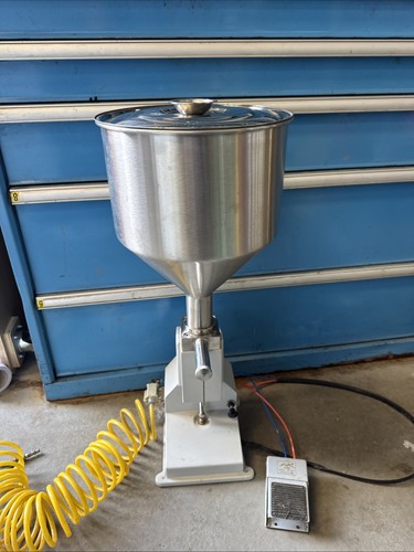Pneumatic liquid filling - liquid,