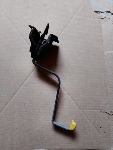 Bonnet catch release - bonnet,