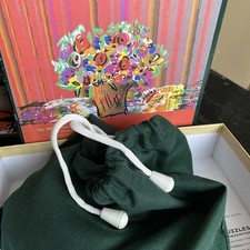 Wentworth Wooden Puzzle 250 Pieces Millennium Vase Flowers Maria Shelley