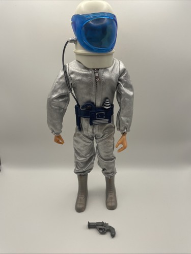 Vintage tommy gunn astronaut - tommy,
