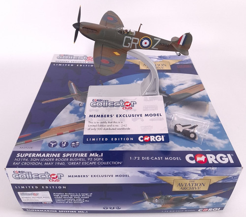 Corgi aa39208 spitfire mki - corgi,