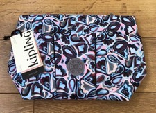 Kipling Heartfelt Paisley