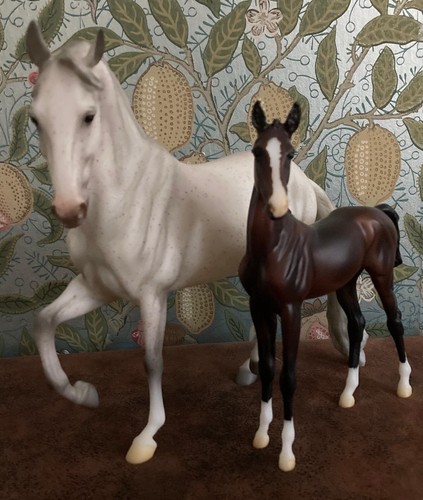 Breyer ariella mare - ariella, foal