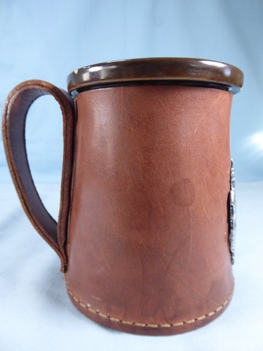 Leather and porcelain - , tankard