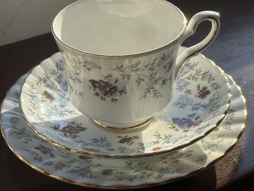 Vintage royal stafford - royal,