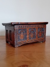 VINTAGE MINIATURE  1680's OAK COFFER JEWELRY BOX - WITH INITIAL 'R'  - TREEN